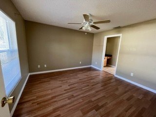 Building Photo - Perfect Peaceful Palm Coast Beauty 3/2 Available Today!