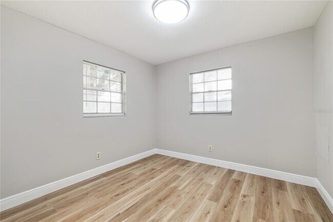 Building Photo - 7314 Sequoia Dr