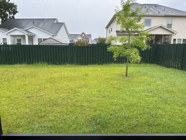 Building Photo - 5029 Castleoak Dr