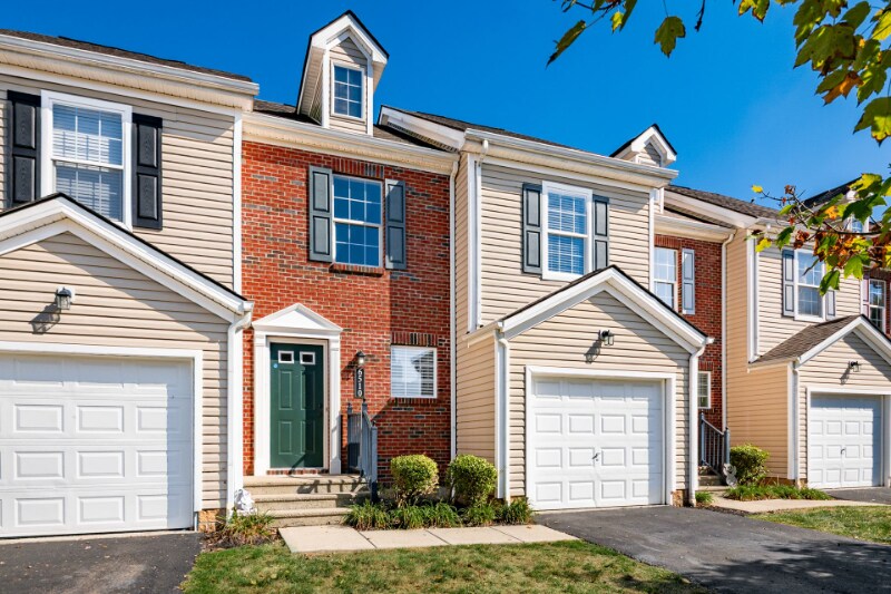 Building Photo - 6510 Ash Rock Cir