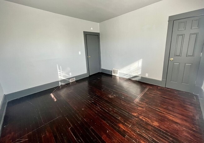 Building Photo - 510-512 S. 21st Avenue