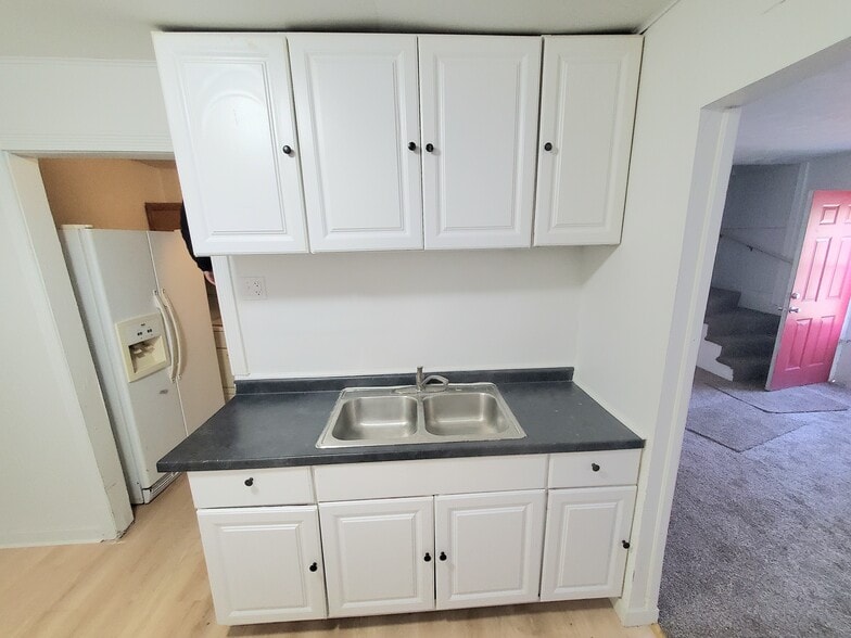 Galley Kitchen 12x8 - 1701 168th St