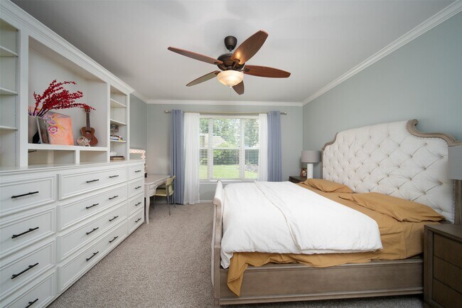 Building Photo - 20722 Fawnbrook Ct