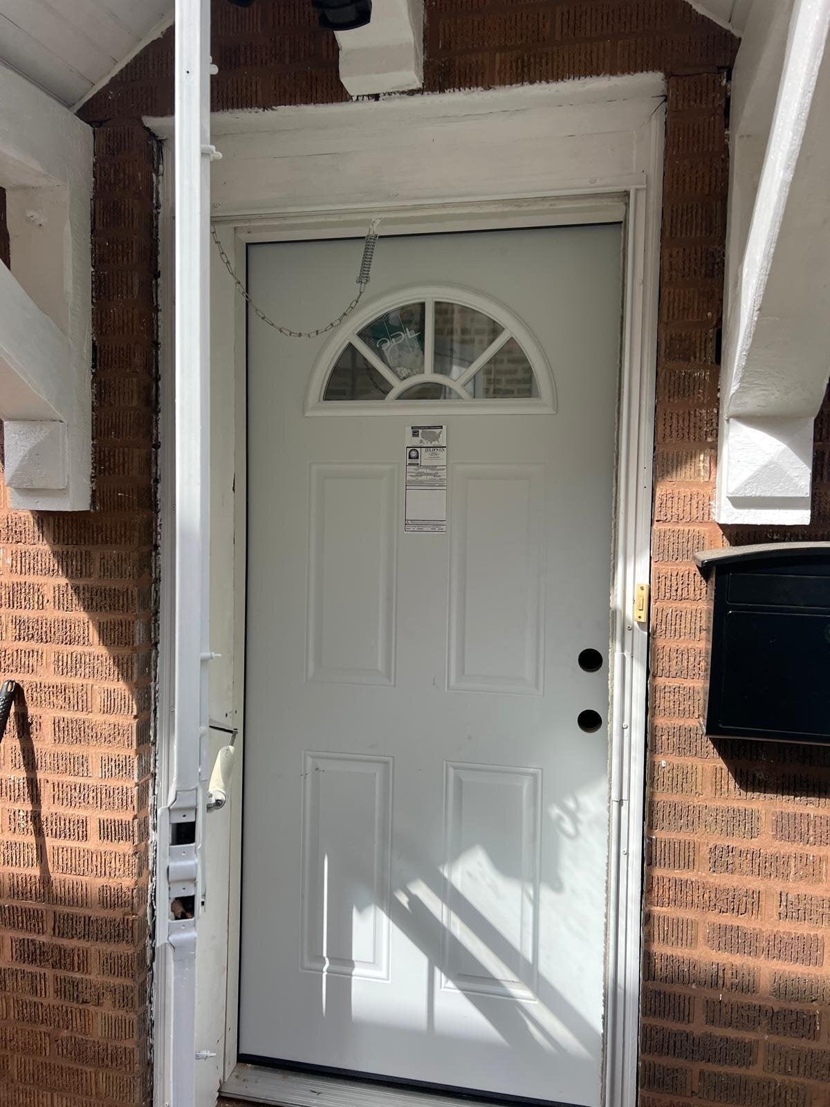 Building Photo - 9325 S Loomis St