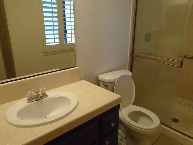 Building Photo - 4608 Tilyard Ct