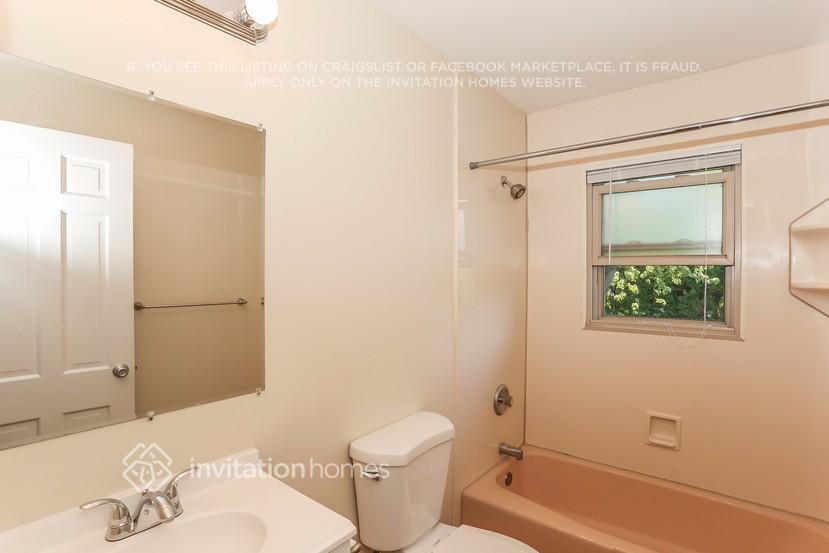 Building Photo - 1159 Blackhawk Dr