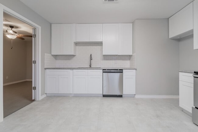 Building Photo - 101 Will St