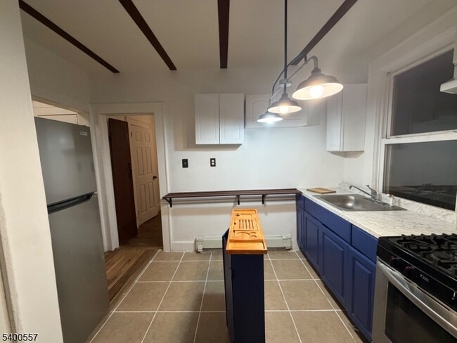 Building Photo - 14 Norwood Ave