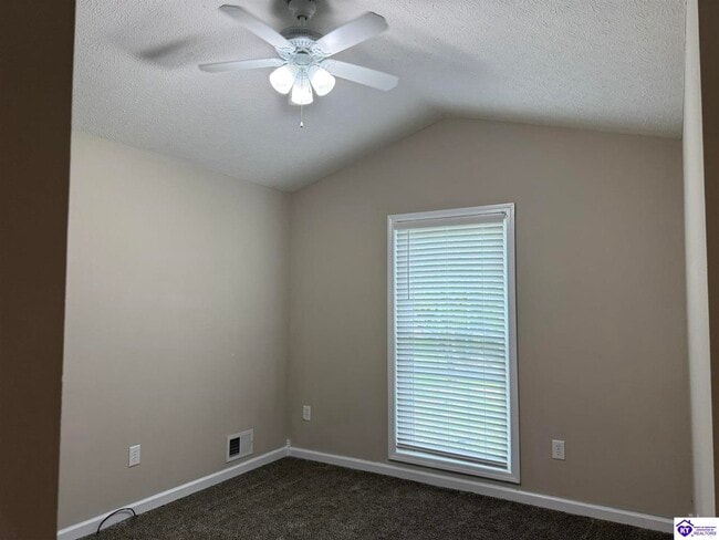Building Photo - 608 Birch Dr.