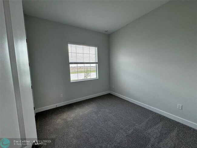 Building Photo - 13614 Spruce Pne Dr