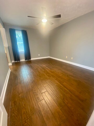 Building Photo - 5681 Pepperbush Dr