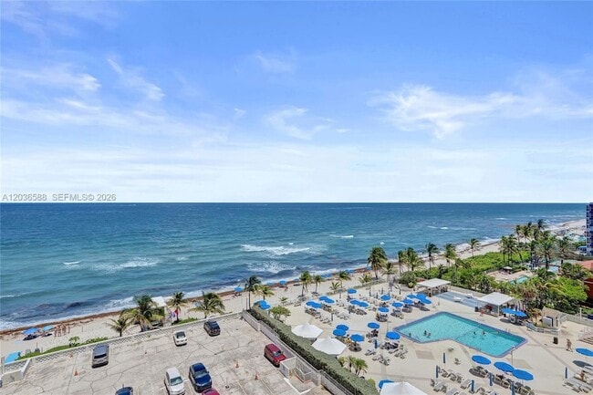 Building Photo - 2030 S Ocean Dr