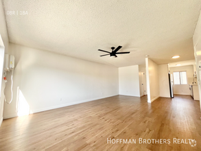 Building Photo - 8555 Independence Ave