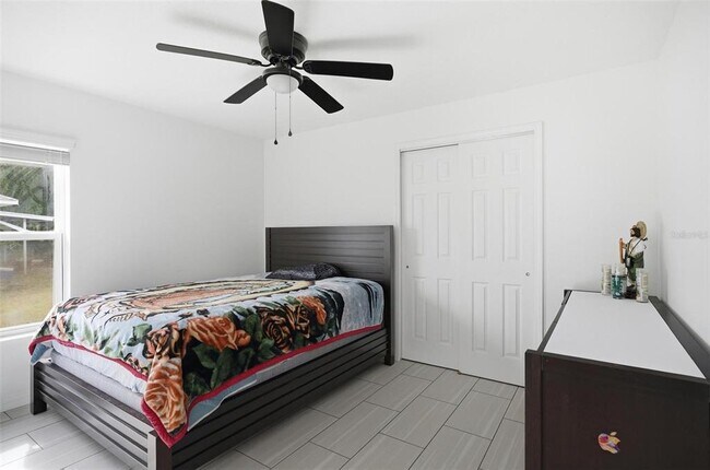 Building Photo - 4 Lynton Pl