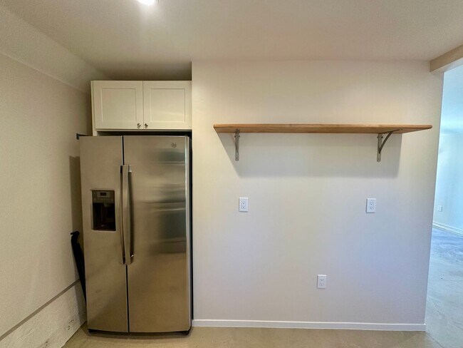 Building Photo - 112