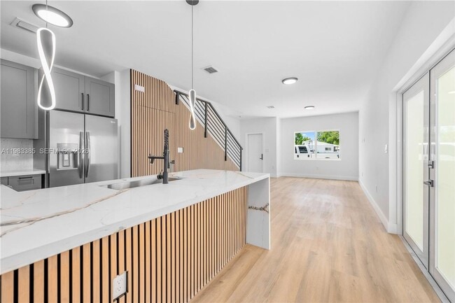 Building Photo - 2121 NW 45th St