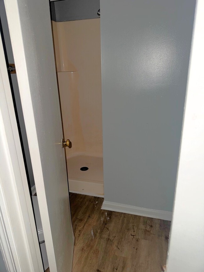 Building Photo - 826 Willow Pointe