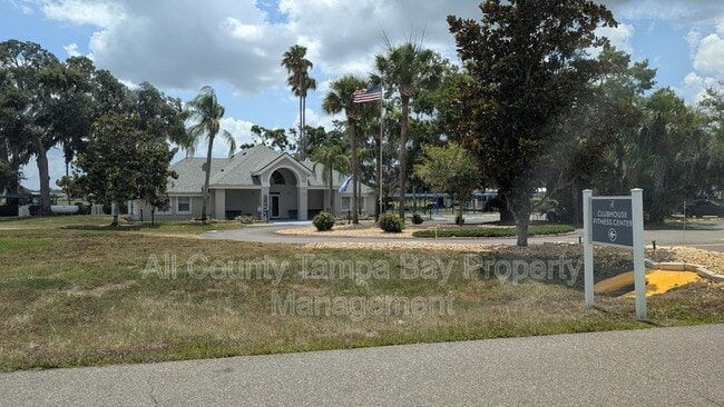 Building Photo - 4719 Tangelo Dr