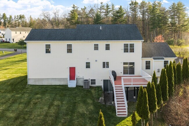 Building Photo - 16 Windsor Rd