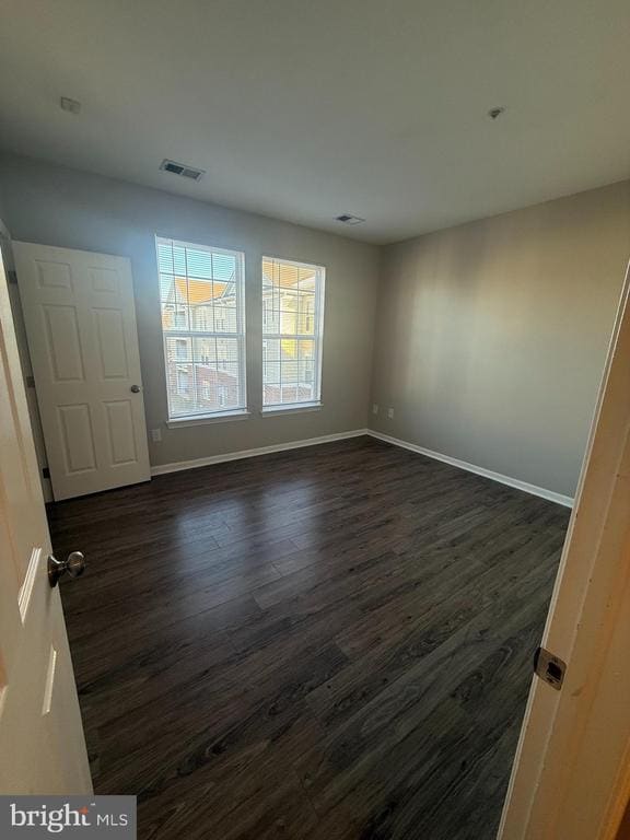 Building Photo - 8204 Blue Heron Dr