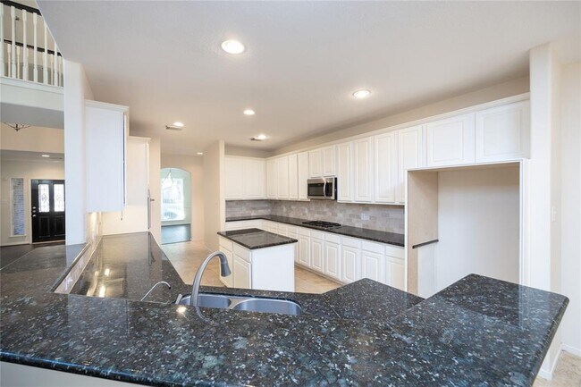 Building Photo - 2327 Centerbrook Ln