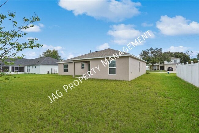 Building Photo - 233 Bird of Paradise Dr