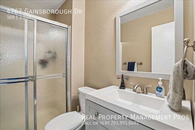 Building Photo - 4767 Gainsborough Dr