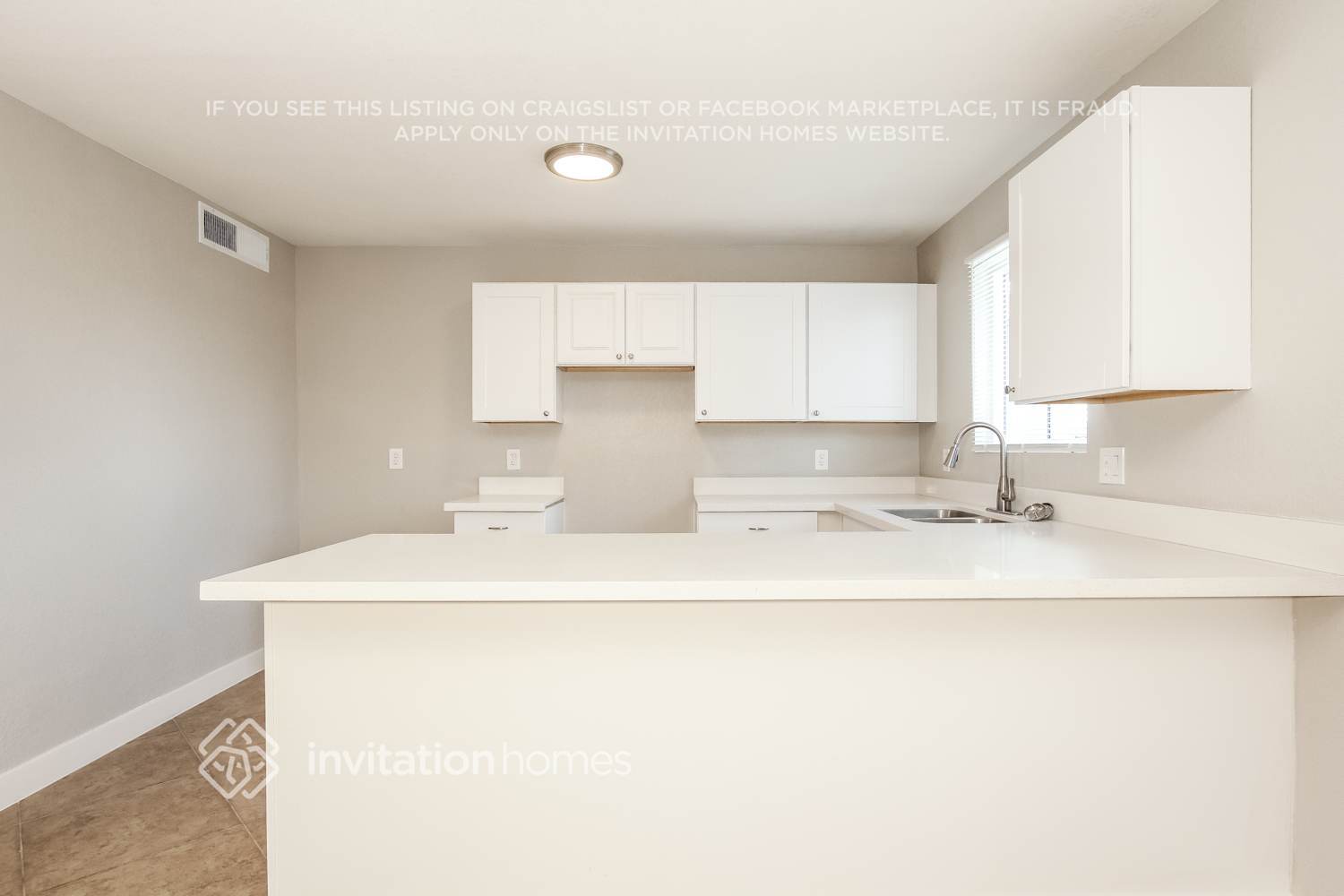 Building Photo - 4512 N 81st Dr