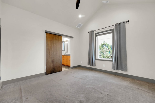 Building Photo - 1909 Elkhorn Dr