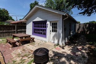 Building Photo - 1229 S Owasso Ave