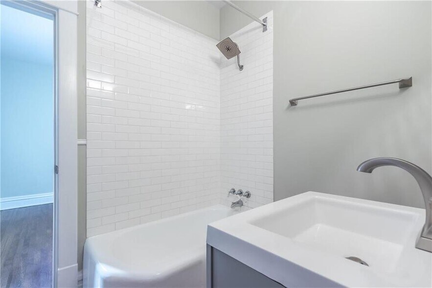 Building Photo - 3535 Jefferson St