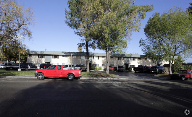 Building Photo - Escondido Apartments