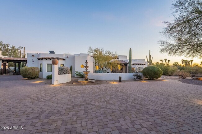 Building Photo - 7845 E Dynamite Blvd