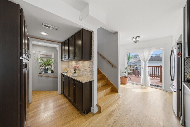 Building Photo - 2231 N 75th Ave