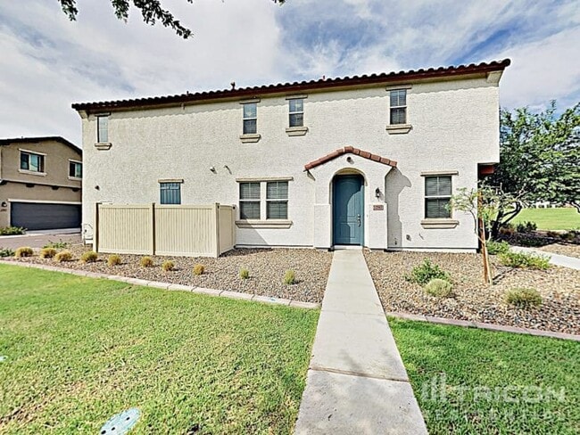 Primary Photo - 12562 W Mazatzal Dr