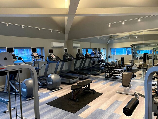 Building Photo - 402 Heights at Cape Ann