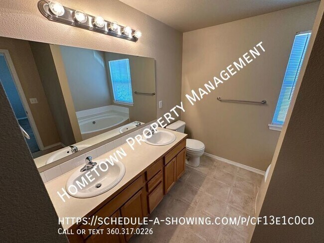 Building Photo - Spacious 4 Bedroom Home in Horizon Pointe!...