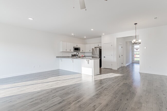 Building Photo - 1411 Darrowby Wy