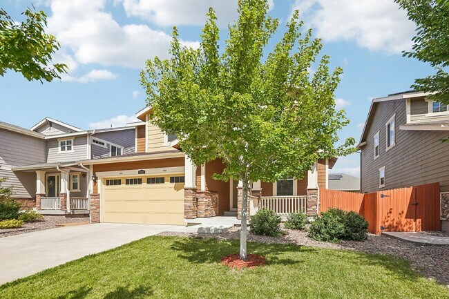 Building Photo - Luxurious Living: 2,367 Sq Ft Home with 4 Baths in Prime Location