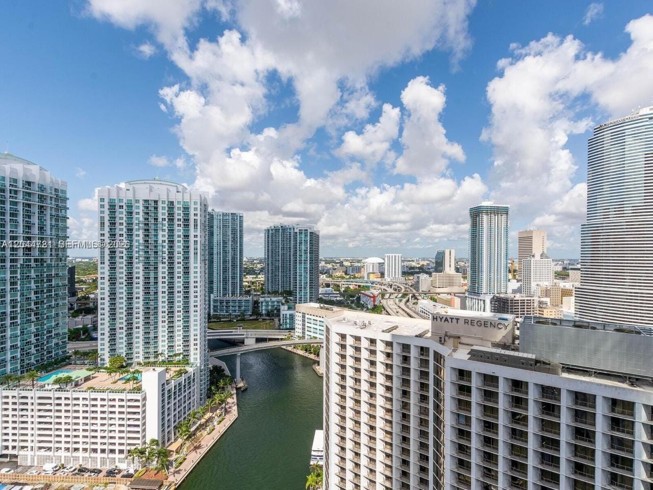 Building Photo - 200 Biscayne Boulevard Way