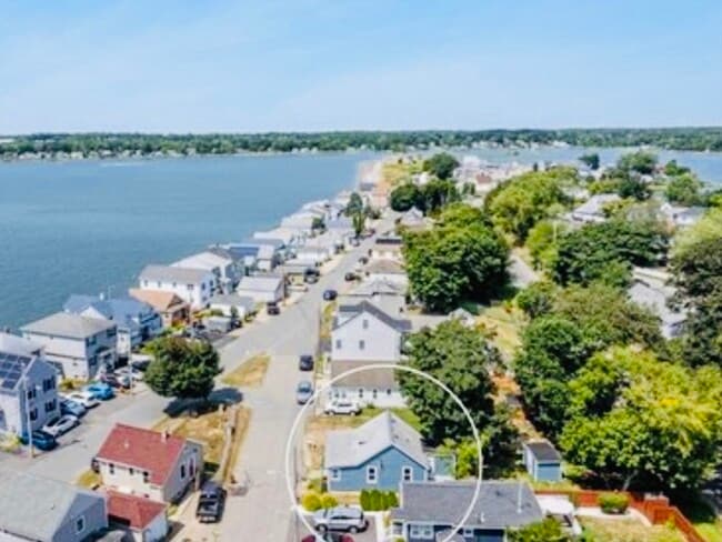 Building Photo - 21 Hillside Ave