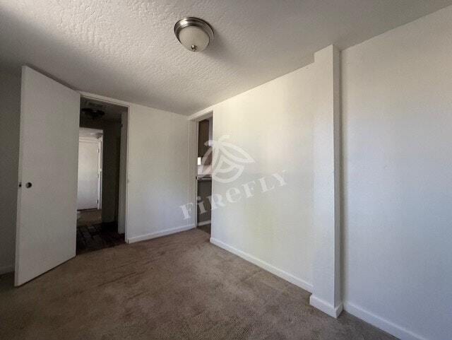 Building Photo - 2058 Pinehaven Ln