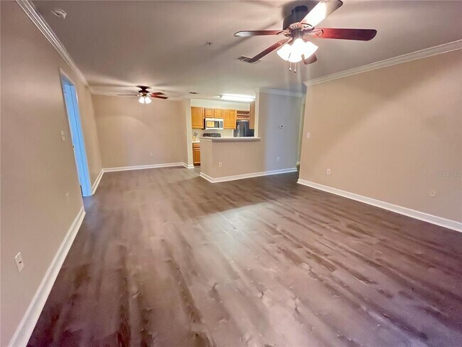 Building Photo - 18413 Bridle Club Dr