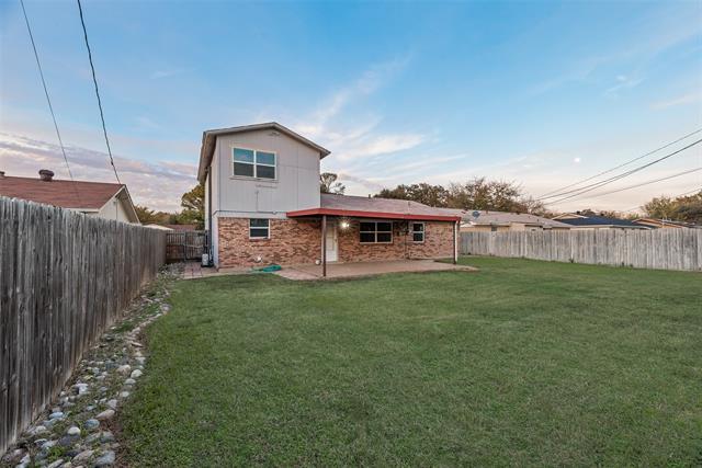 Building Photo - 1017 Calcutta St