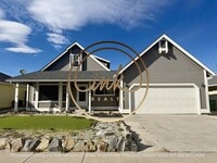 Building Photo - Lovely Carson City Home