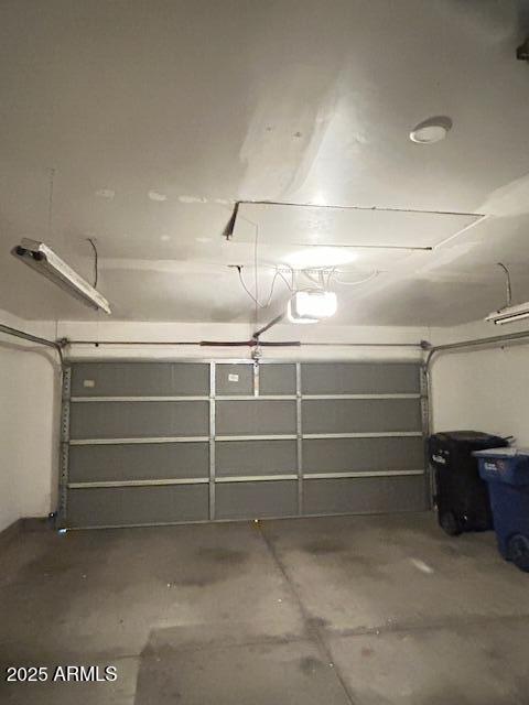 Building Photo - 959 E Arabian Dr