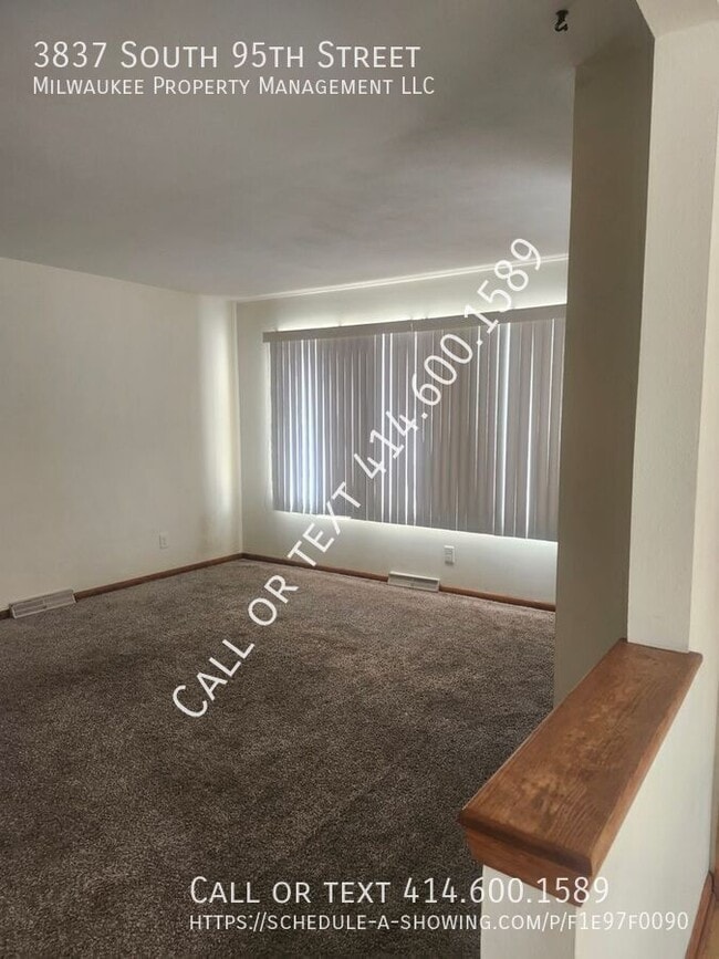 Building Photo - 3837 S 95th St