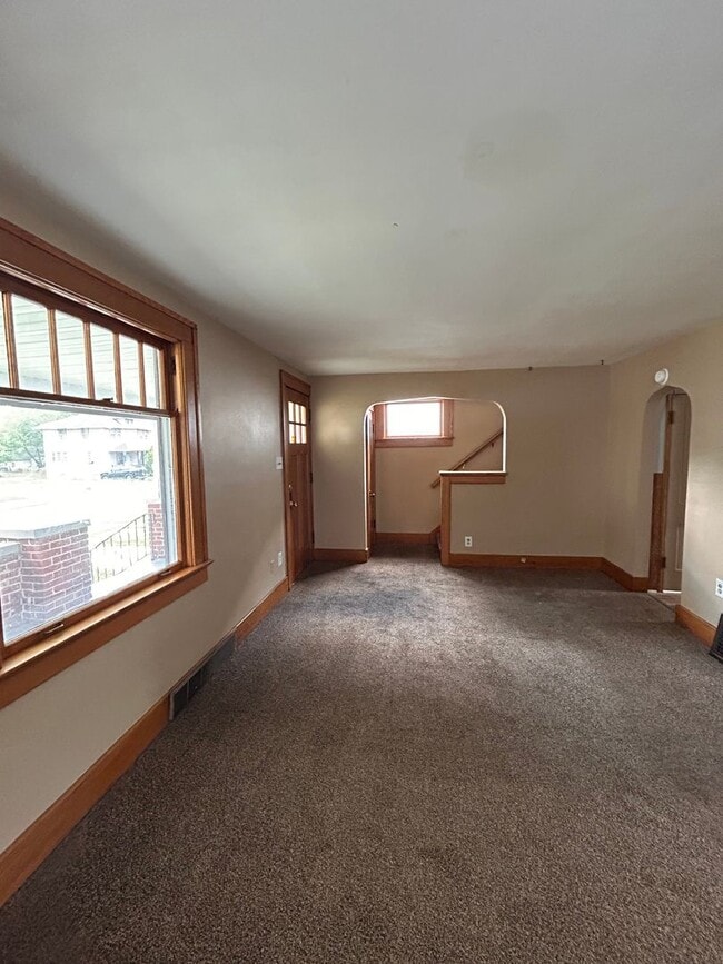 Building Photo - 3708 Weisser Park Ave