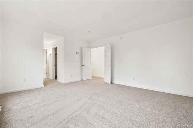 Building Photo - 45 High Point Cir