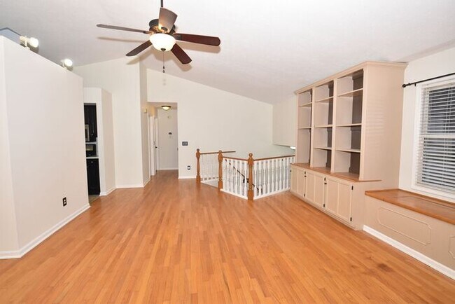 Building Photo - Cross Creek 4 bedroom home